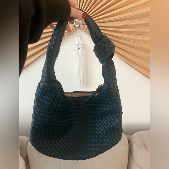 SONDRA ROBERTS Squared Woven Vegan Hobo 13" x 9" x 1” - Picture 1 of 4